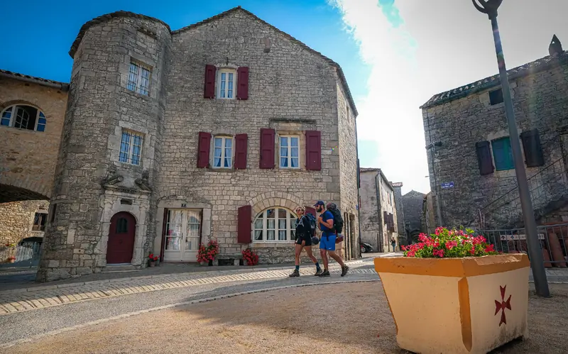 Dans le village templier de La Cavalerie