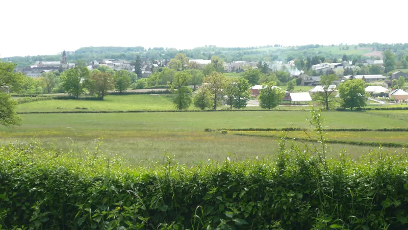 Vue sur Rignac depuis le sentier
