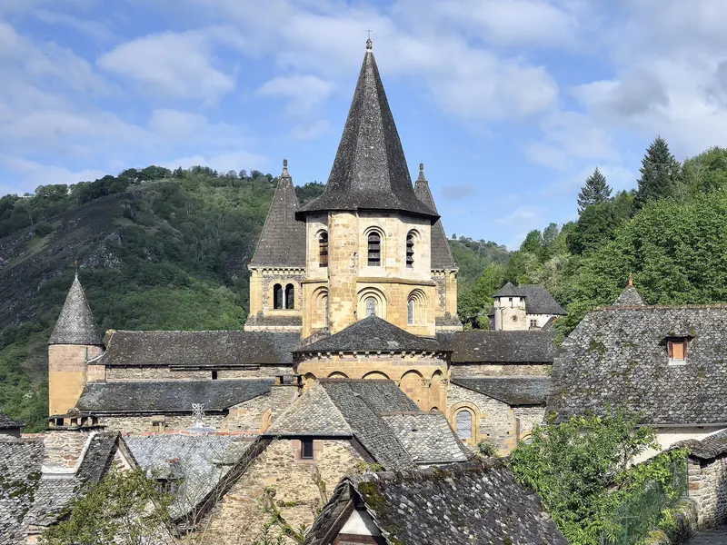 Abbatiale Sainte-Foy de Conques sur le parcours Terra Trail n°7